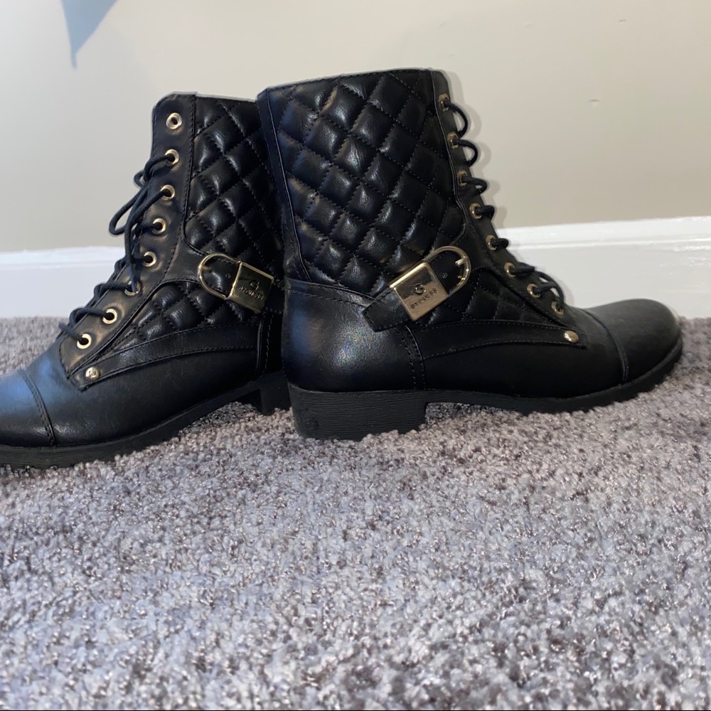 Black Boots